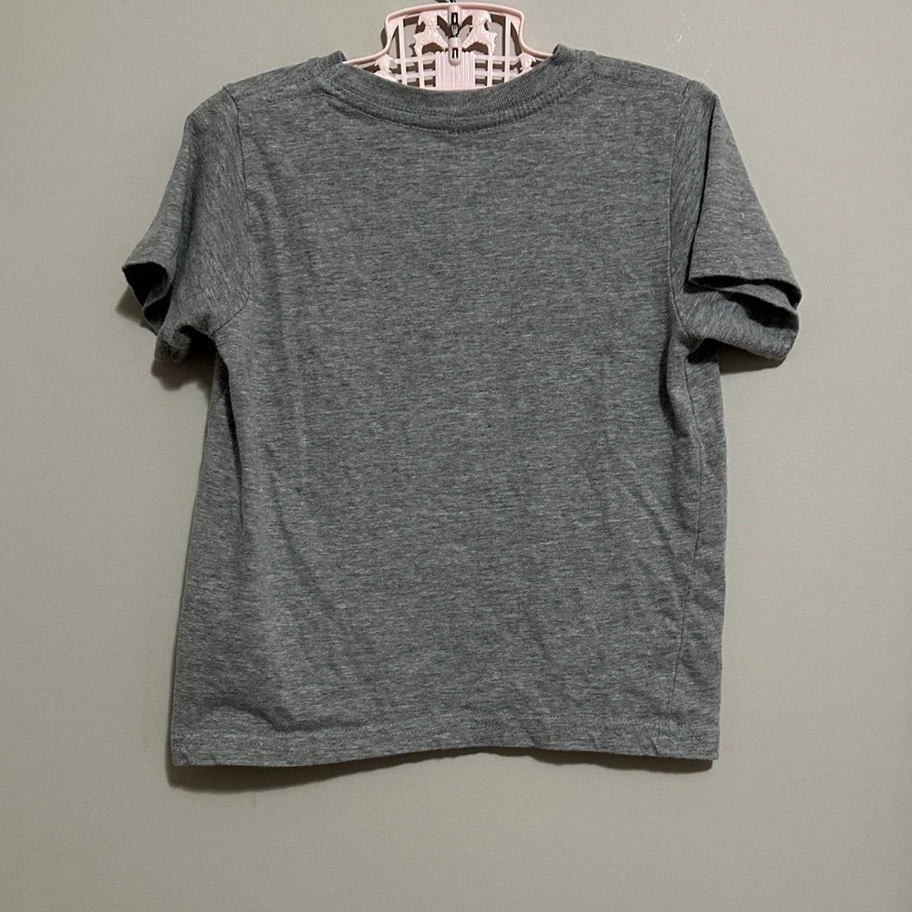 Gray Halloween Boo Kids T-Shirt EUC very soft comfortable Like new a fab fun top - Picture 2 of 7